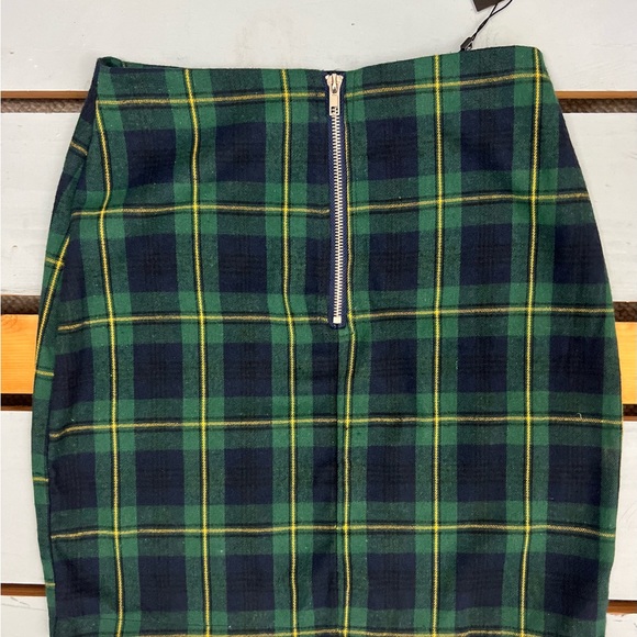 Parisian Tailored Blazer and Matching Skirt NWT Size 4 - Picture 9 of 12